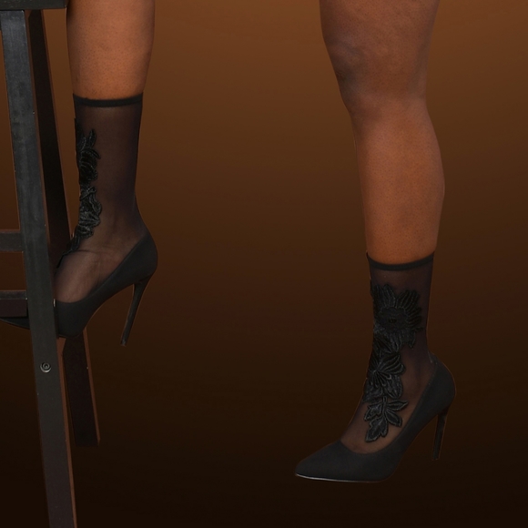 Liliana Black Lace Applique Bootie - Picture 3 of 8